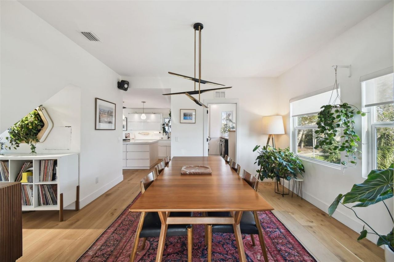 1640 Sea Breeze Drive, Tarpon Springs, FL 34689 Photo