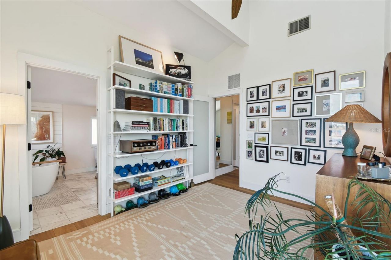 1640 Sea Breeze Drive, Tarpon Springs, FL 34689 Photo