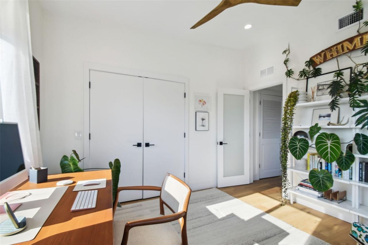 1640 Sea Breeze Drive, Tarpon Springs, FL 34689 Photo