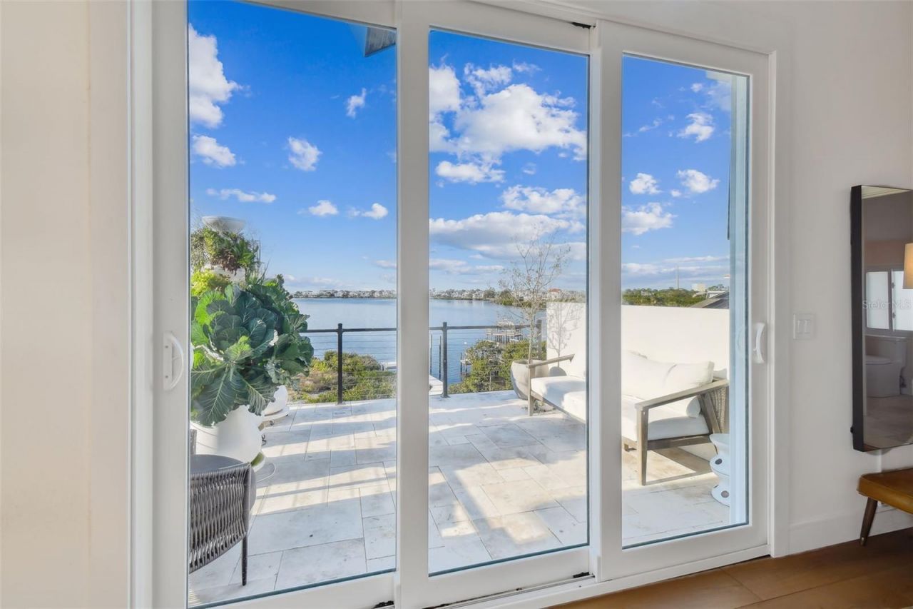 1640 Sea Breeze Drive, Tarpon Springs, FL 34689 Photo