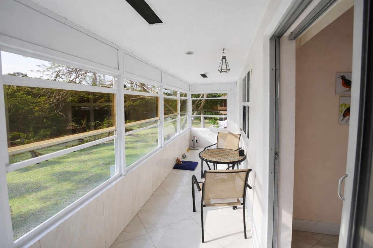 104 E Windsor E, Unit 104, West Palm Beach, FL 33417 Photo