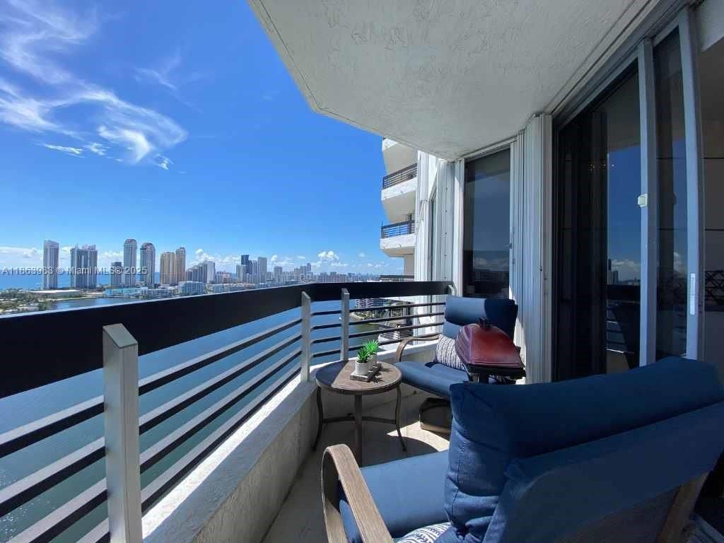 3530 Mystic Pointe Dr, Unit 3014, Aventura, FL 33180 Photo