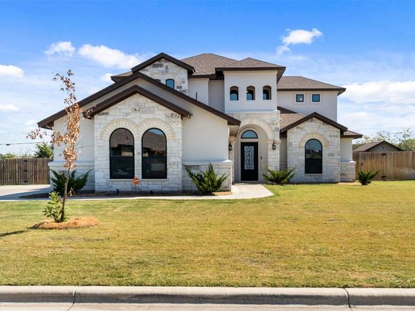 1052 Parkview Dr WAY, Salado, TX 76571