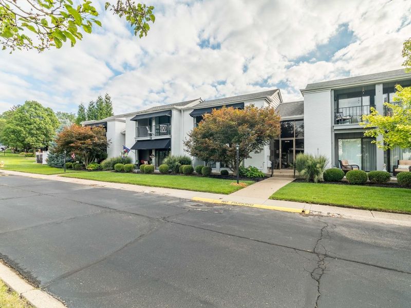 5416 Landau Drive, Unit 7, Kettering, OH 45429 Photo 2