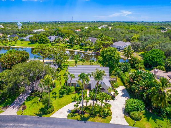 18360 SE Lakeside Drive, Tequesta, FL 33469