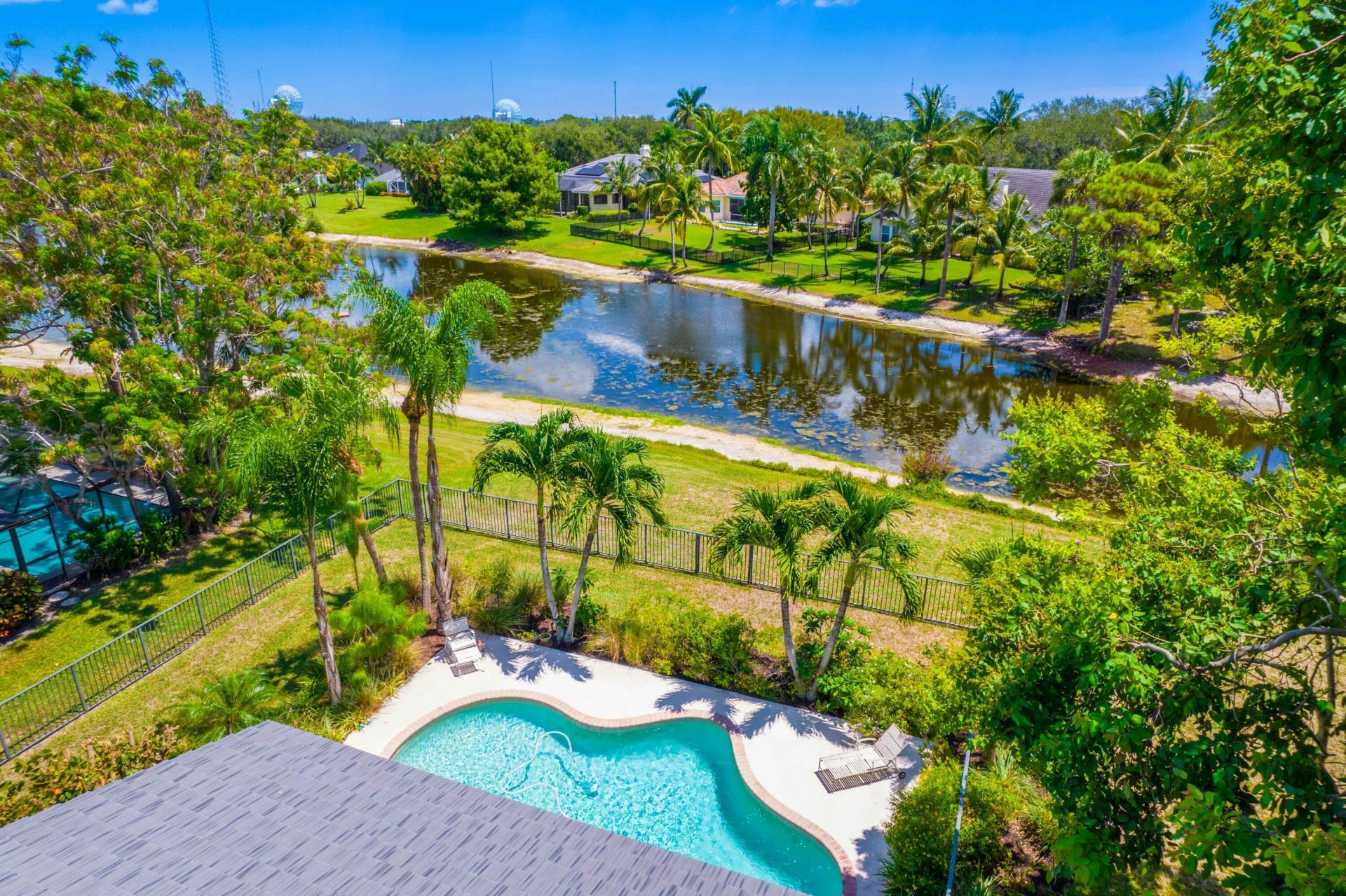 18360 SE Lakeside Drive, Tequesta, FL 33469 Photo