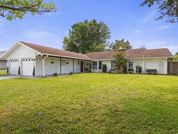 6 PATCHOGUE PLACE, PALM COAST, FL 32164