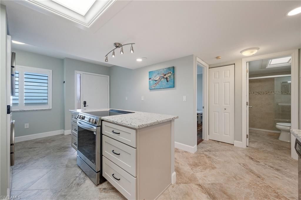 4265 Bay Beach Ln, Unit 425, Fort Myers Beach, FL 33931 Photo