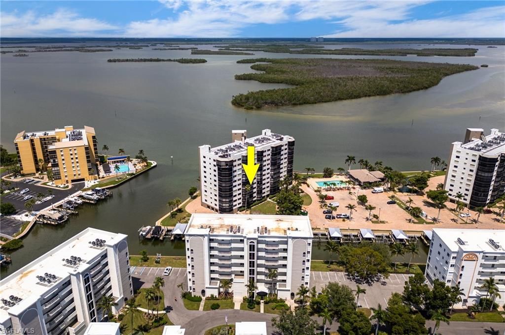 4265 Bay Beach Ln, Unit 425, Fort Myers Beach, FL 33931 Photo