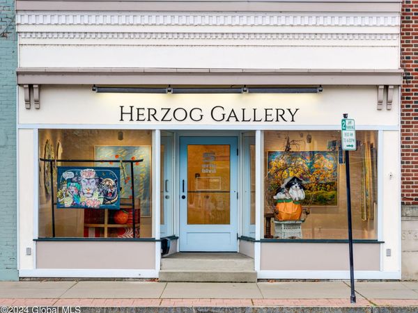 5 Erie Boulevard, Canajoharie, NY 13317