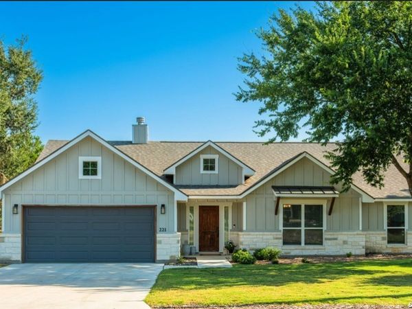 221 DEERWOOD CIRCLE, Bandera, TX 78003