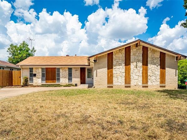 629 Bur Oak Drive, Irving, TX 75060