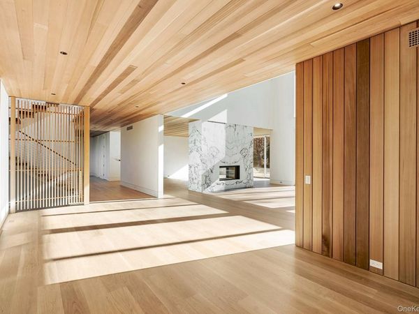 16 Arbor Path, Amagansett, NY 11930