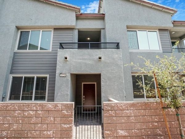 1529 Eva Crossing Place, Henderson, NV 89002