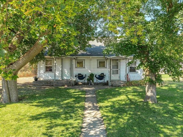 1014 Washington St, Davenport, WA 99122