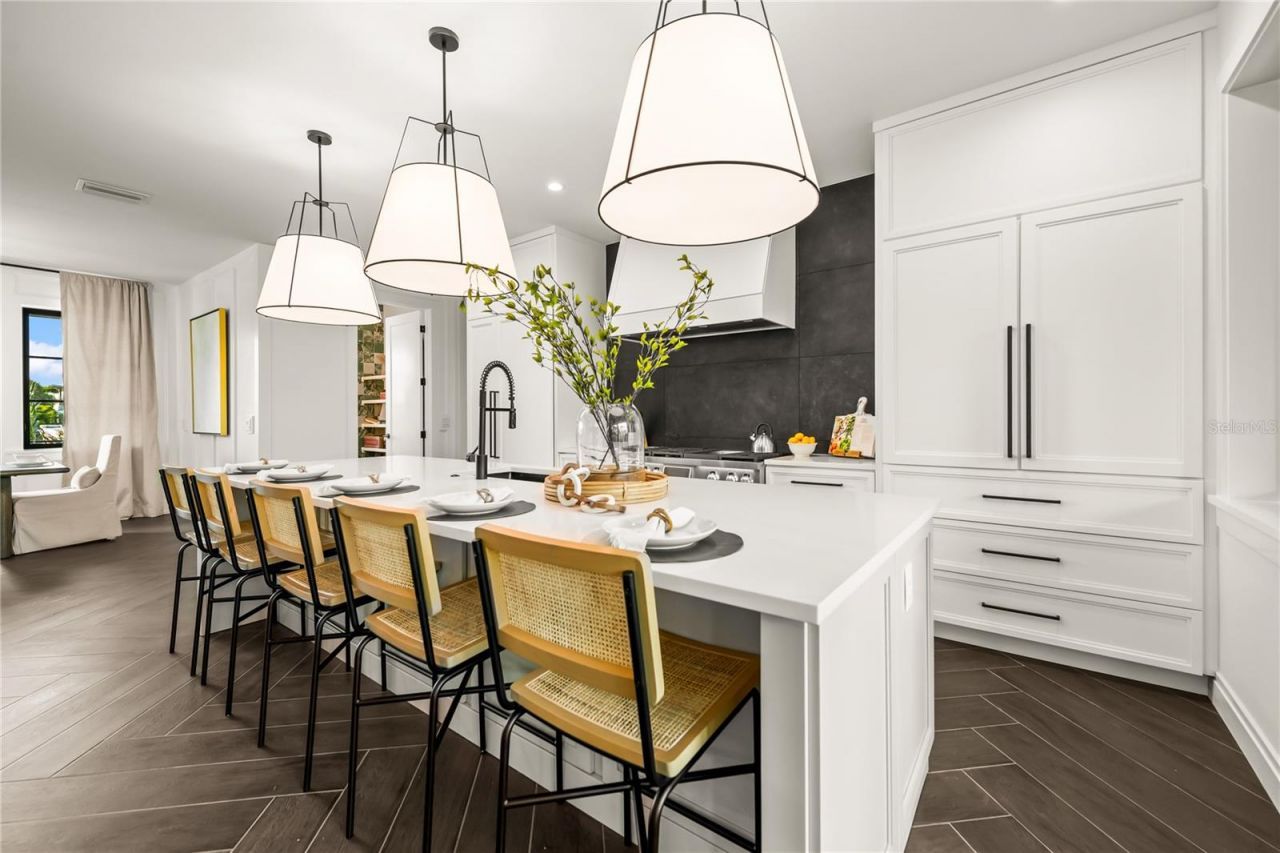 107 Maple Avenue, Anna Maria, FL 34216 Photo