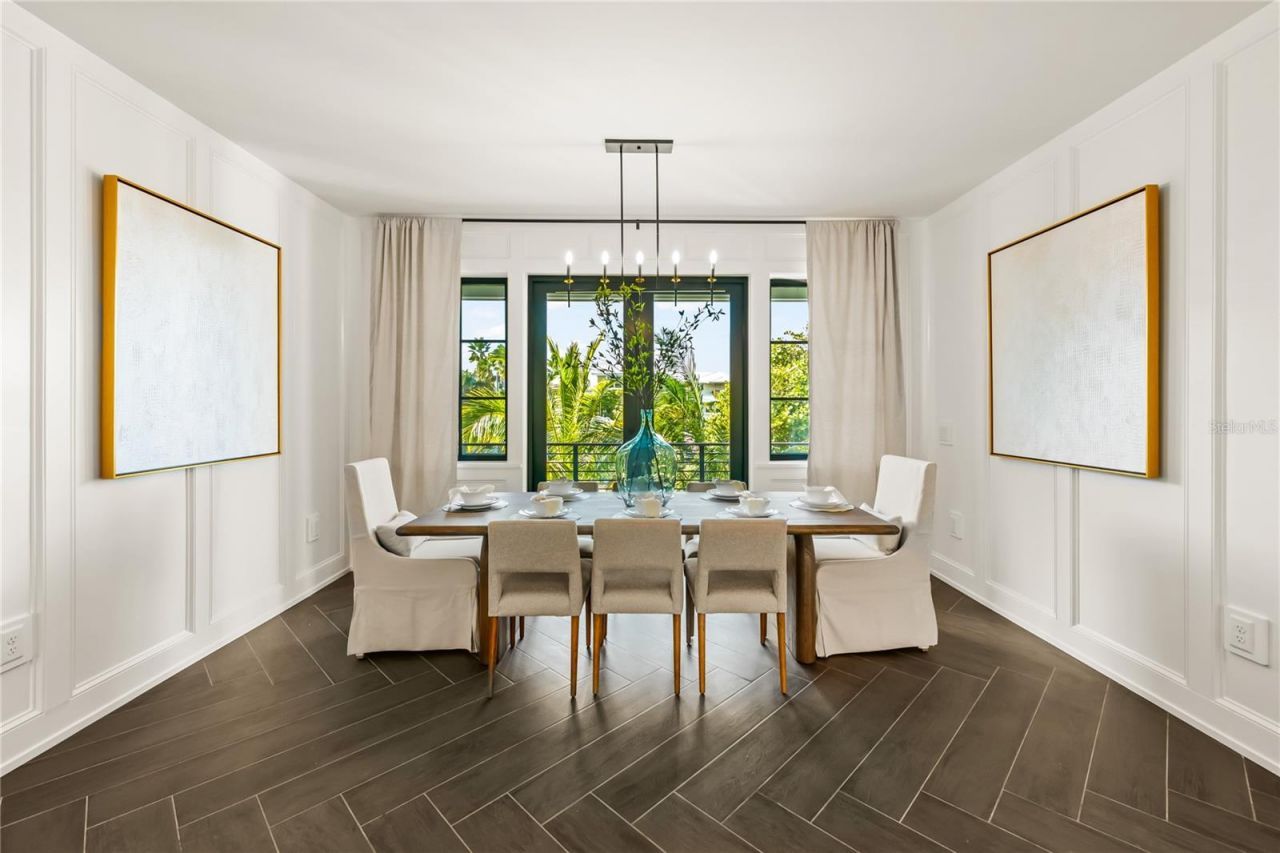 107 Maple Avenue, Anna Maria, FL 34216 Photo