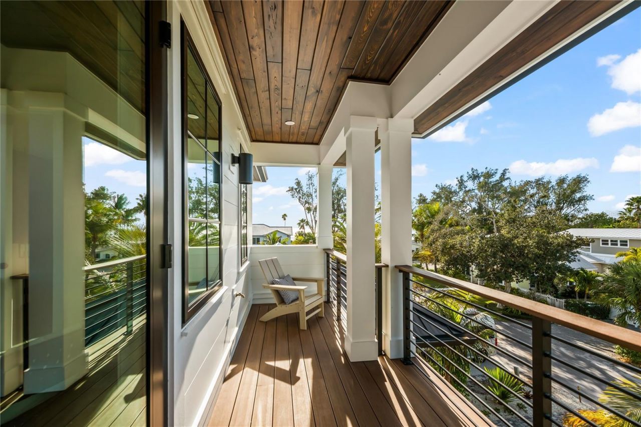 107 Maple Avenue, Anna Maria, FL 34216 Photo