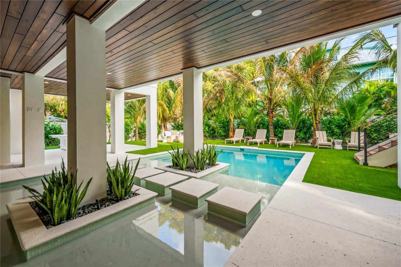 107 Maple Avenue, Anna Maria, FL 34216 Photo