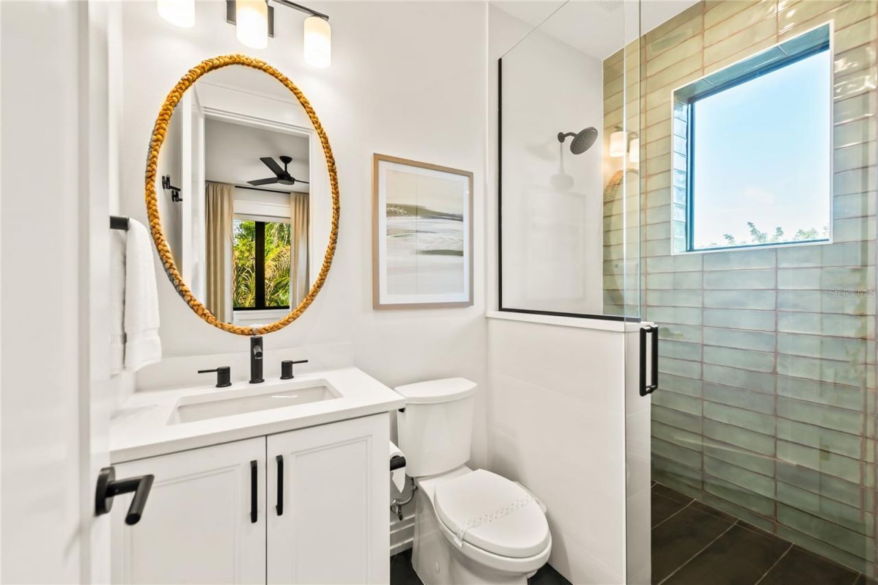 107 Maple Avenue, Anna Maria, FL 34216 Photo