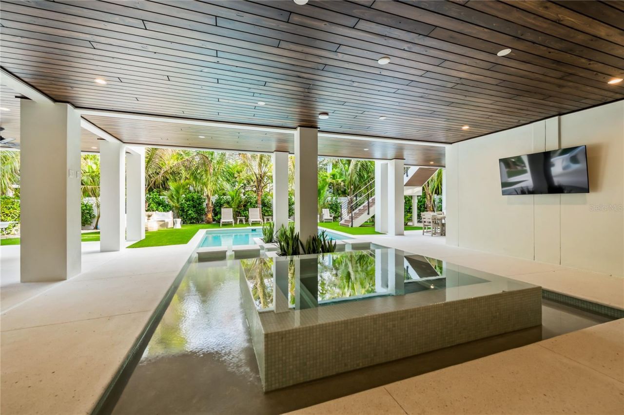 107 Maple Avenue, Anna Maria, FL 34216 Photo