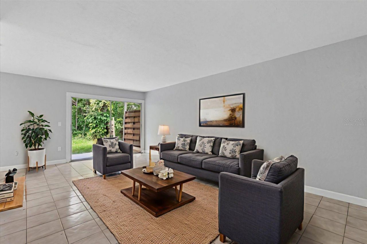 1125 Longfellow Way, Sarasota, FL 34243 Photo