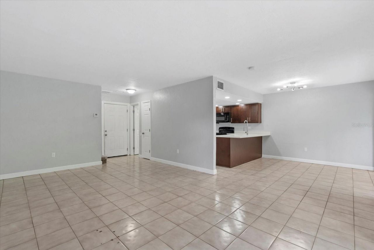 1125 Longfellow Way, Sarasota, FL 34243 Photo