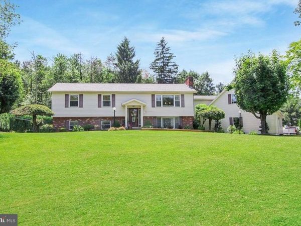 70 SLOPING VIEW DRIVE, DU BOIS, PA 15801
