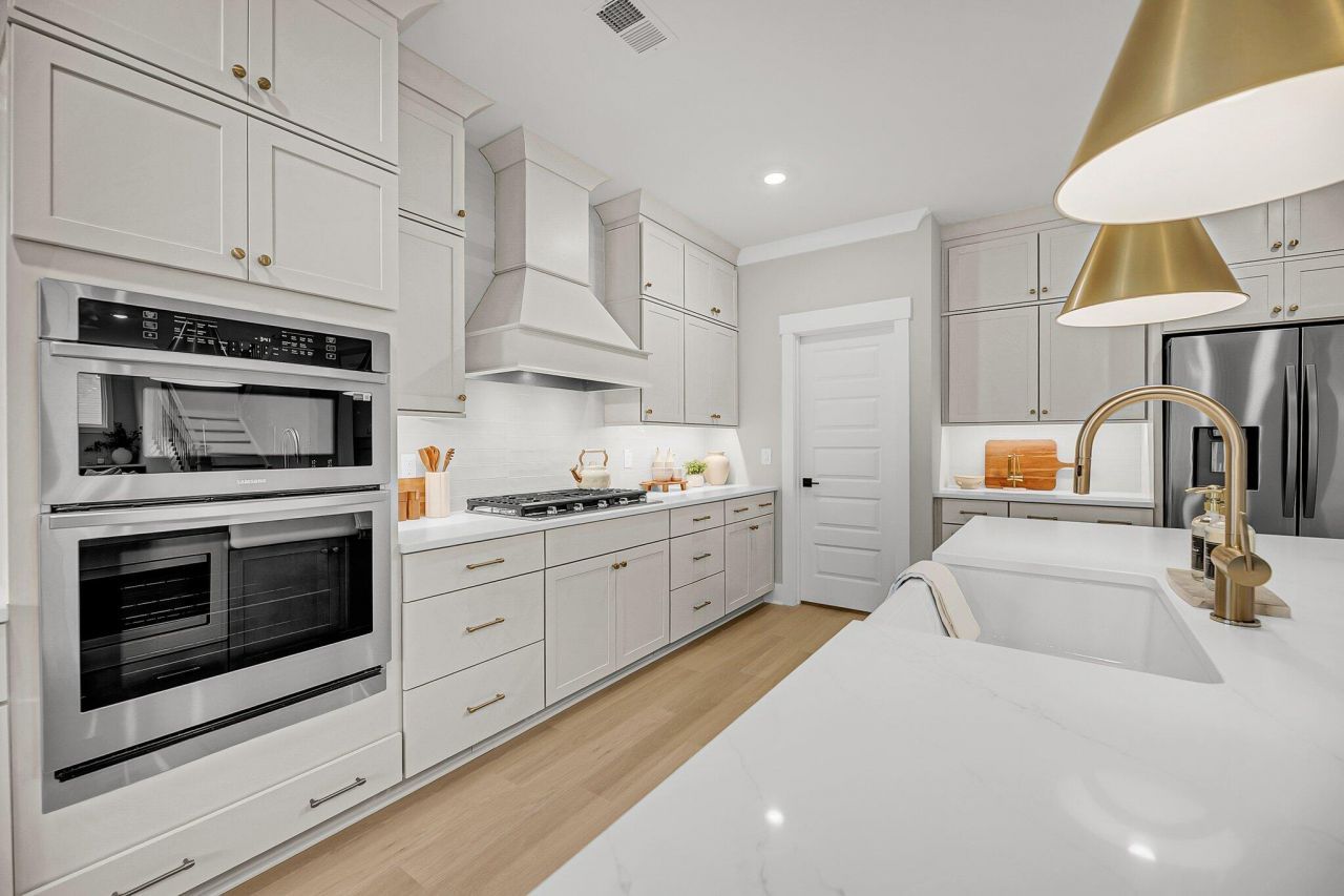 6000 Connor Court Photo 18