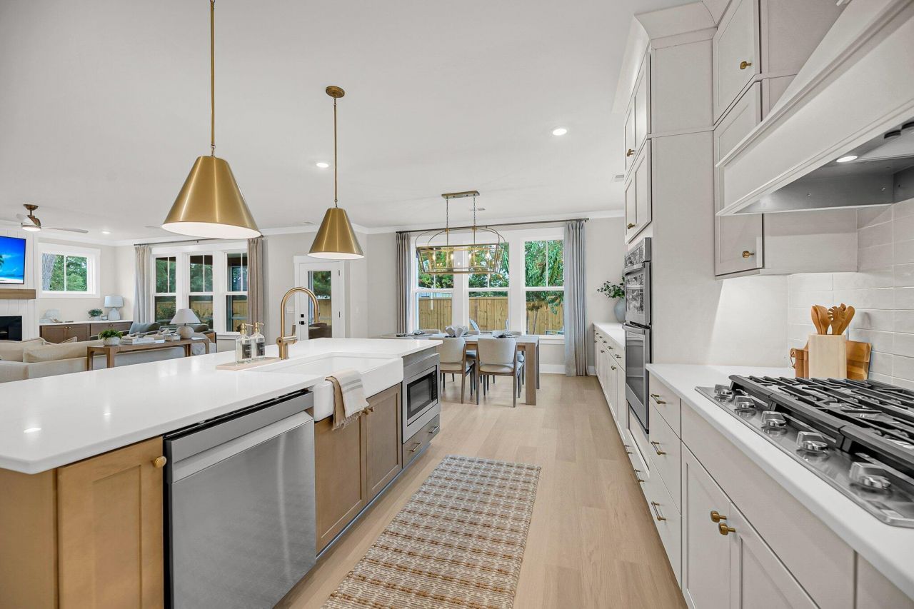 6000 Connor Court Photo 21