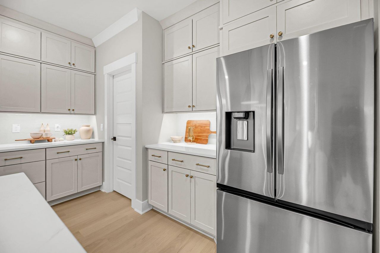 6000 Connor Court Photo 23