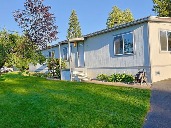 12117 N Sheridan St, Mead, WA 99021