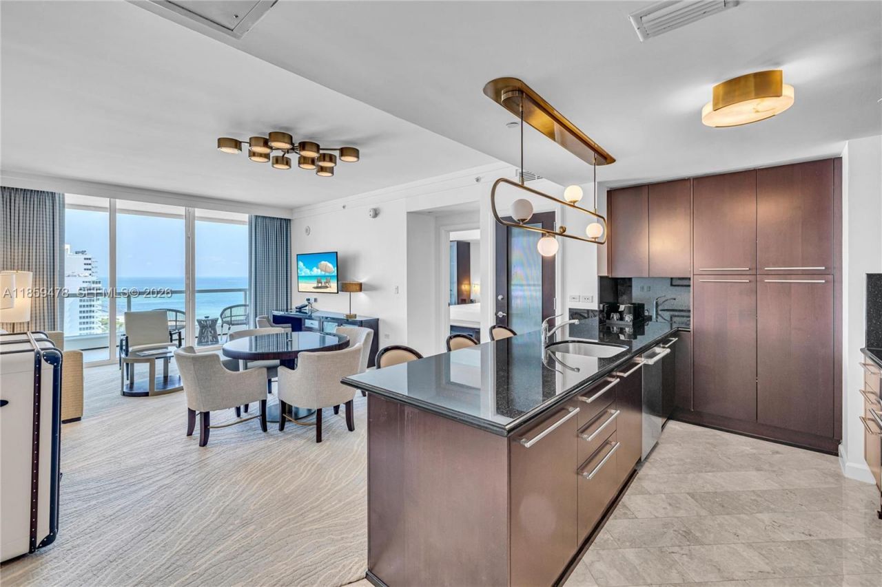4391 Collins Ave, Unit 1706/1707, Miami Beach, FL 33140 Photo