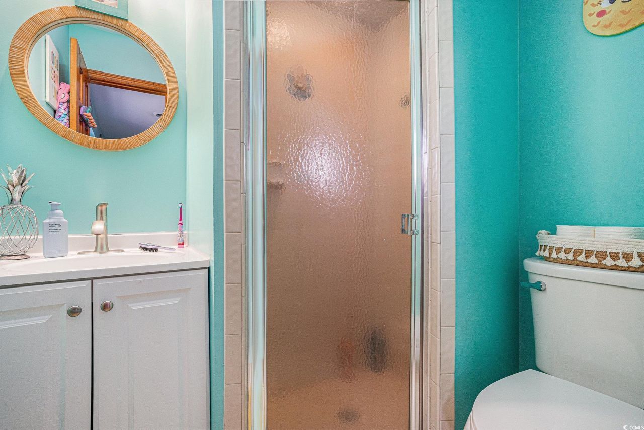 202 Old Harbour Ct. Photo 18