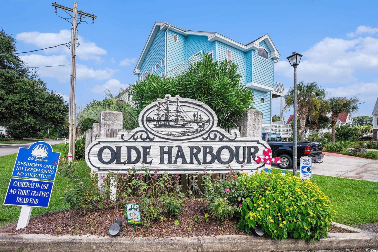 202 Old Harbour Ct. Photo 33