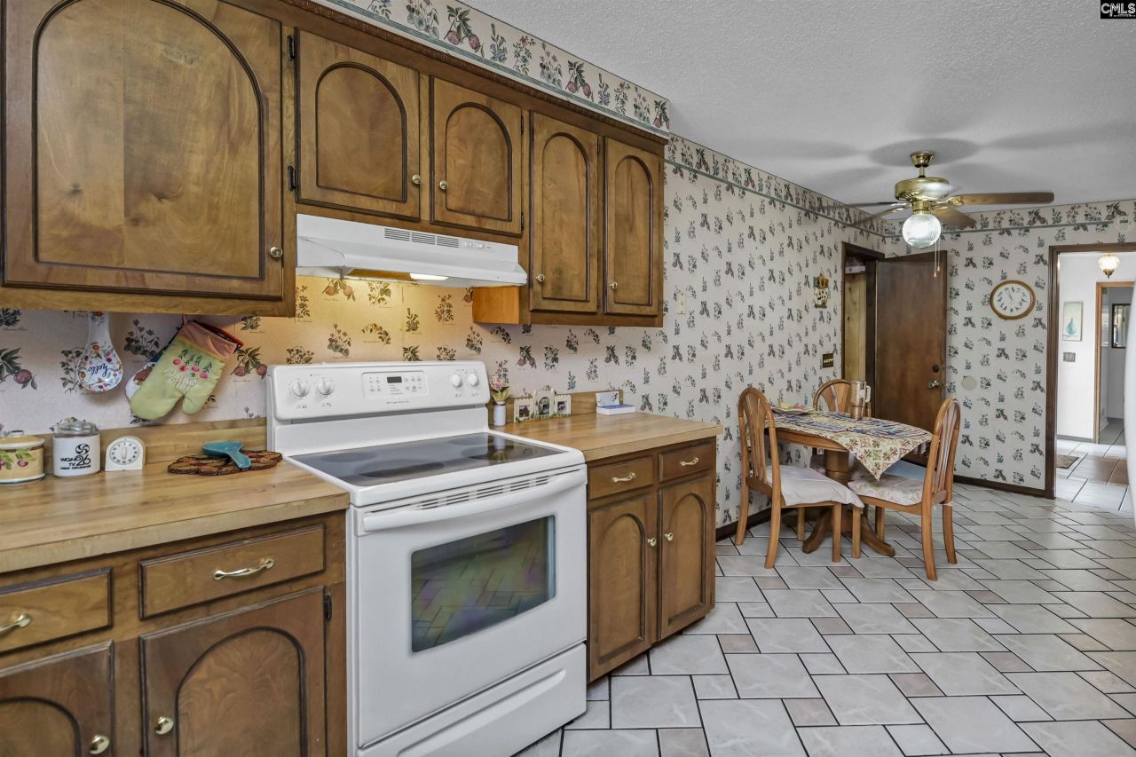 107 Bunker Drive Photo 7