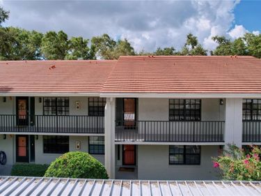 2020 LAKEVIEW DRIVE, Unit 203, CLEARWATER, FL 33763