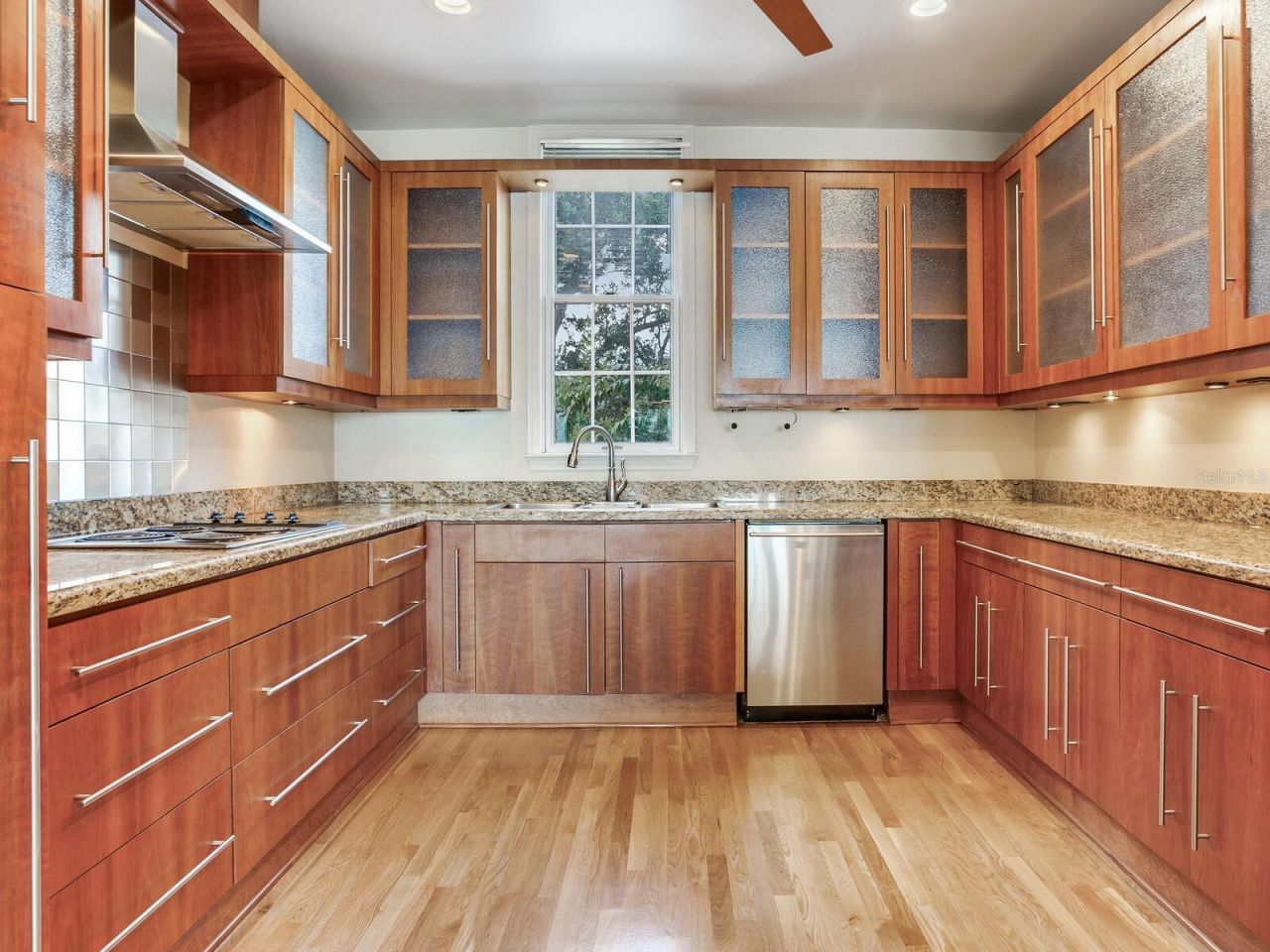 5010 Bayshore Boulevard, Unit 7, Tampa, FL 33611 Photo