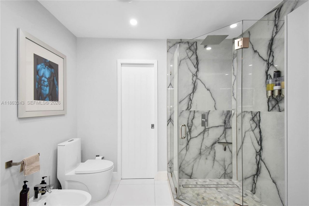 14441 S Biscayne River Rd, Miami, FL 33161 Photo