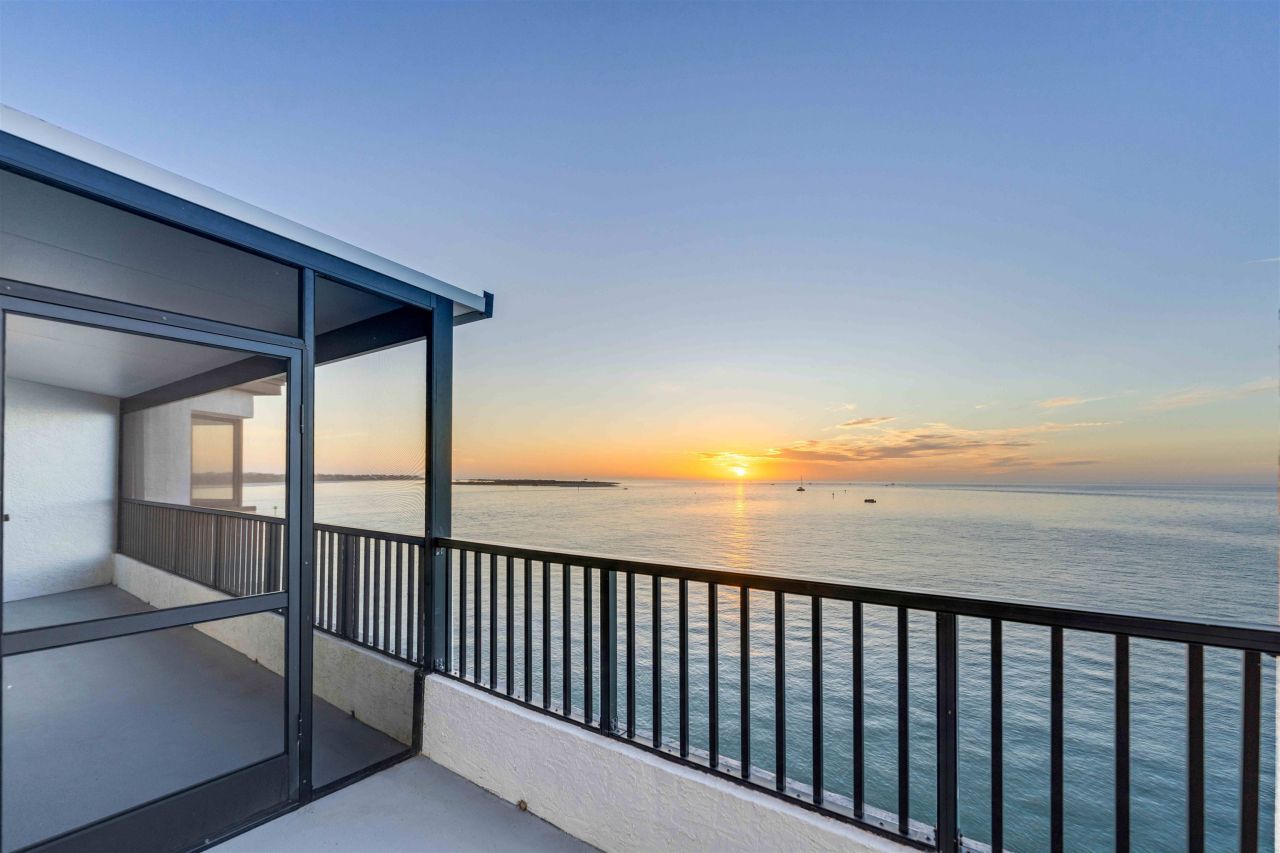 645 La Peninsula Blvd, Unit 645, Naples, FL 34113 Photo
