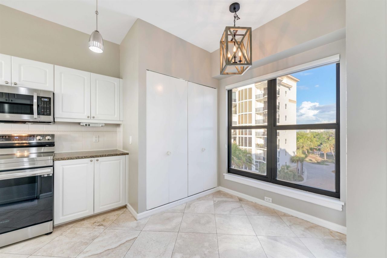 645 La Peninsula Blvd, Unit 645, Naples, FL 34113 Photo