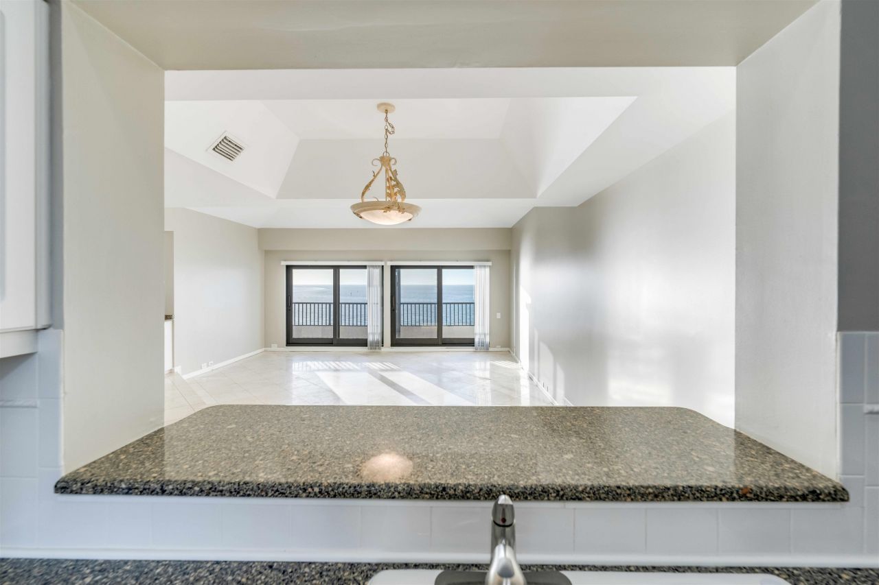 645 La Peninsula Blvd, Unit 645, Naples, FL 34113 Photo