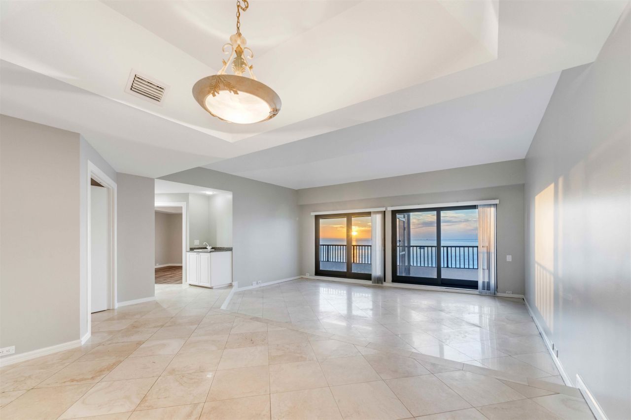 645 La Peninsula Blvd, Unit 645, Naples, FL 34113 Photo