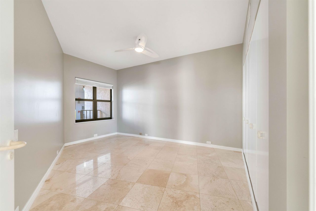 645 La Peninsula Blvd, Unit 645, Naples, FL 34113 Photo