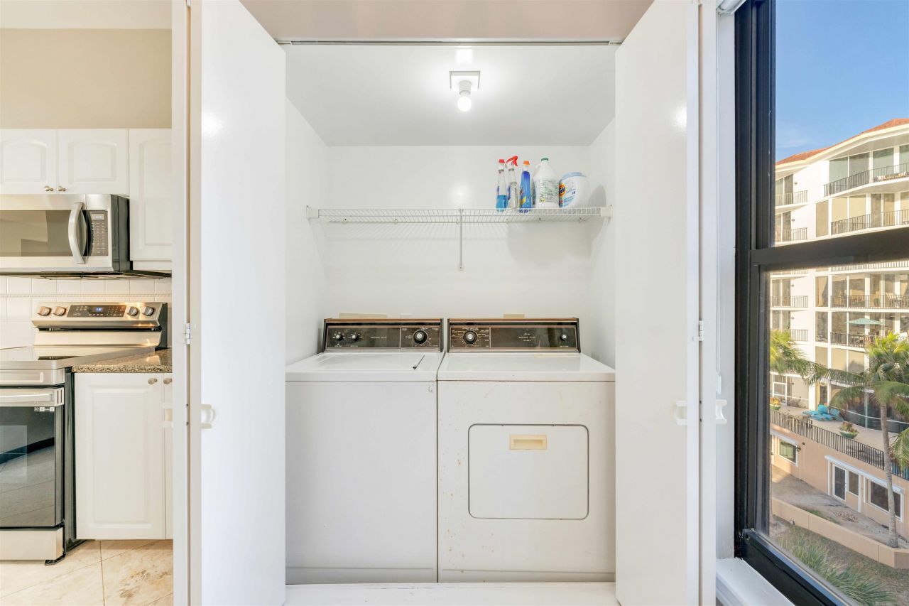 645 La Peninsula Blvd, Unit 645, Naples, FL 34113 Photo
