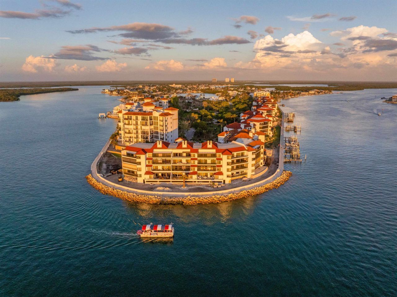 645 La Peninsula Blvd, Unit 645, Naples, FL 34113 Photo