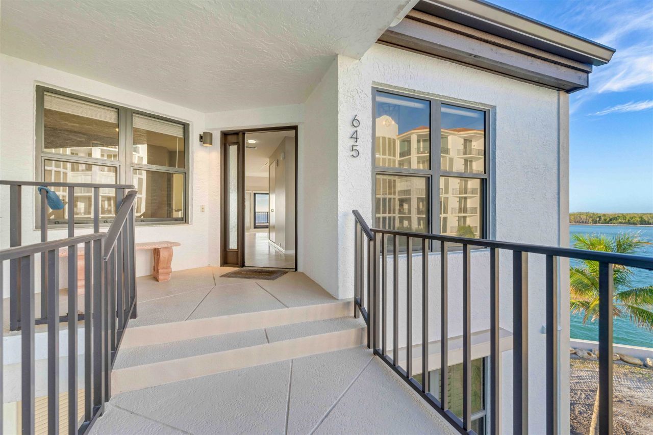 645 La Peninsula Blvd, Unit 645, Naples, FL 34113 Photo