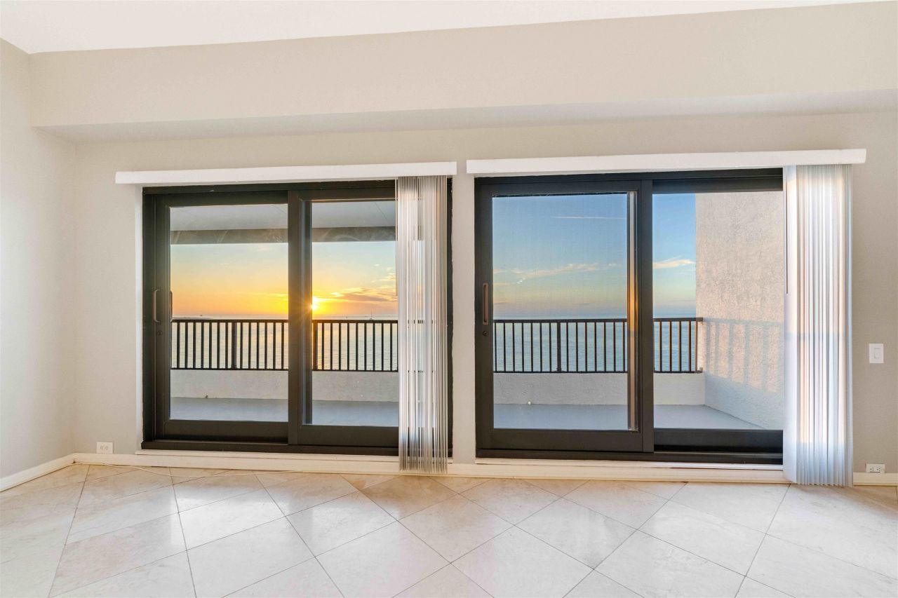 645 La Peninsula Blvd, Unit 645, Naples, FL 34113 Photo
