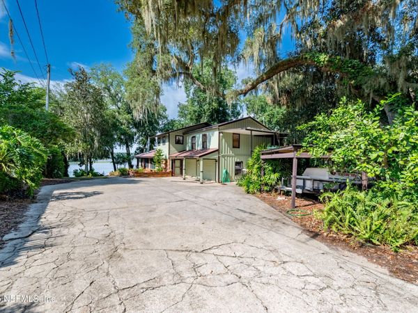 8166 ALDERMAN Road, Melrose, FL 32666