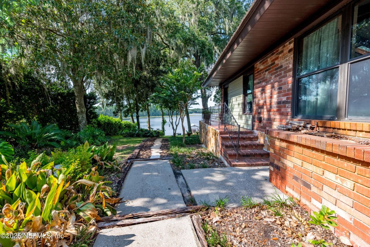 8166 Alderman Road, Melrose, FL 32666 Photo